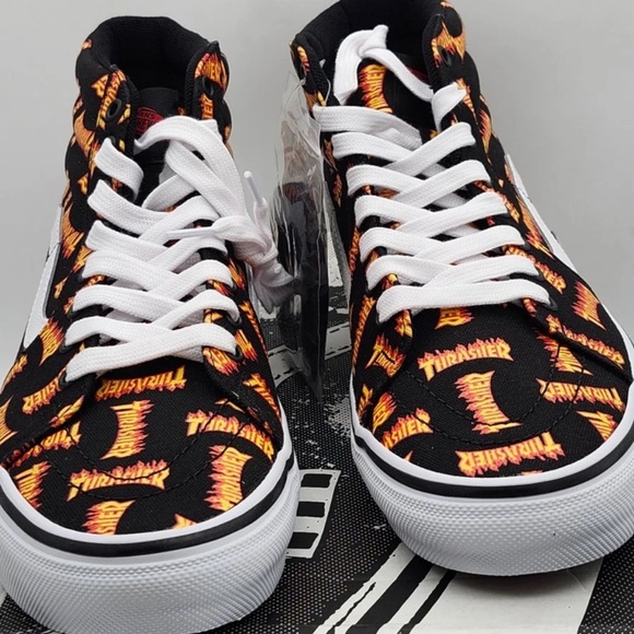 Vans X Thrasher Skate Sk8-Hi Shoe(Black/Multi) - Picture 4 of 4